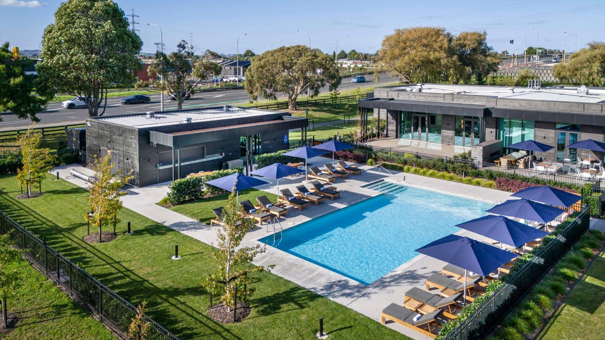 Doubletree By Hilton Auckland Karaka Hotel Luaran gambar